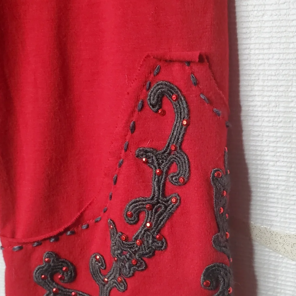 Double D Ranch Red Jewel Rhinestone Detailed longsleeve Button Down Top MEDIUM - Picture 3 of 10
